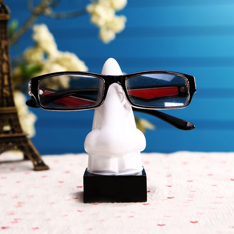 Nose Eyeglass Holder